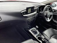 Used Kia Ceed First Edition 138 HP (101 kW) 2018 Red Hatchback