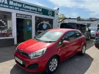 Used Kia Rio 84 HP (61 kW) 2014 Red Hatchback