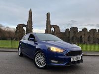 Used Ford Focus Zetec 120 HP (88 kW) 2015 Blue Hatchback