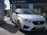 Begagnad MG MG3 Exclusive 106 HK (77 kW) 2019 Silver Halvkombi