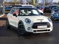 Used Mini Cooper S Exclusive 188 HP (138 kW) 2019 White Hatchback