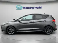 Usado Ford Fiesta ST-Line 2024 Cinzento Citadino
