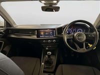 Used Audi A1 Advanced 95 HP (69 kW) 2023 White SUV