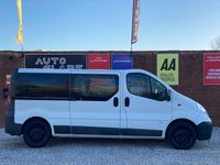 Used Vauxhall Vivaro 115 HP (84 kW) 2014 White MPV