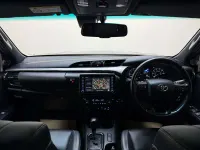 Used Toyota HiLux Luxury 204 HP (150 kW) 2023 Grey Pickup