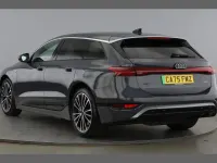 Nouă Audi e-tron S-Line 310 kW (422 CP) 2025 Gri SUV