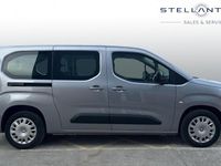Used Vauxhall Combo Design Edition 100 kW (136 HP) 2024 Blue MPV