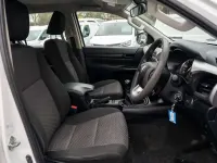 Używany Toyota HiLux Active 150 KM (110 kW) 2022 Biały Pickup