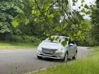 Used Peugeot 208 Allure 70 HP (51 kW) 2013 Silver Hatchback