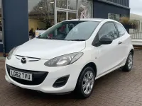 Used Mazda 2 75 HP (55 kW) 2012 White Hatchback
