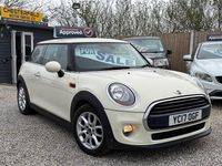 Used Mini Cooper D Hatch 116 HP (85 kW) 2017 White Hatchback
