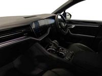 Used VW Touareg 462 HP (339 kW) 2026 SUV