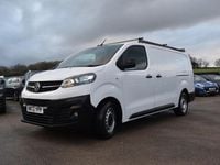 Used Vauxhall Vivaro S 100 HP (73 kW) 2022 White MPV