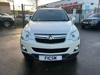 Second-hand Vauxhall Antara 184 CP (135 kW) 2011 Alb SUV