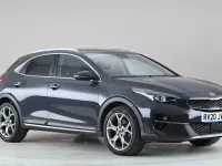 Usado Kia XCeed 136 CV (100 kW) 2020 Gris SUV