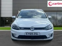 Usado VW e-Golf SE 100 kW (136 HP) 2019 Branco Citadino