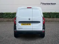 Używany Renault Kangoo 95 KM (69 kW) 2023 Biały Minivan
