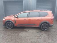 Begagnad Dacia Jogger Extreme 109 HK (80 kW) 2024 Brun Minibuss