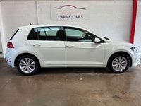 Used VW Golf VII SE 125 HP (91 kW) 2017 White Hatchback