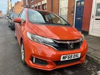 Used Honda Jazz SE 102 HP (75 kW) 2018 Orange Hatchback