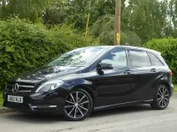 Used Mercedes B180 2013 Black Hatchback