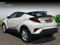 Used Toyota C-HR 122 HP (89 kW) 2023 White SUV