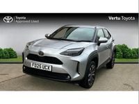 Used Toyota Yaris Cross Design 113 HP (83 kW) 2025 Silver SUV