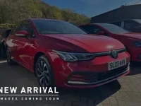 Używany VW Golf VIII Active 150 KM (110 kW) 2022 Czerwony Hatchback