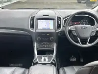 Usado Ford S-MAX Titanium 190 CV (139 kW) 2023 Gris Monovolumen