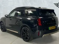 Używany Mini Countryman Exclusive 227 kW (309 KM) 2024 Czarny SUV