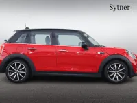 Used Mini Cooper Hatch 134 HP (98 kW) 2018 Red Hatchback