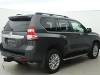 Usado Toyota Land Cruiser 177 HP (130 kW) 2016 Cinzento SUV