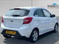 Used Ford Ka Zetec 85 HP (62 kW) 2017 White Sedan
