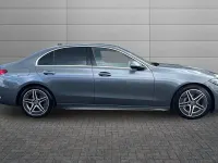 Usado Mercedes C200 AMG line 204 HP (150 kW) 2025 Cinzento Sedan