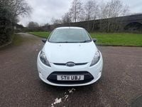 Used Ford Fiesta 82 HP (60 kW) 2011 White Hatchback