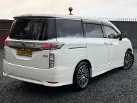 Usado Nissan Elgrand 2025 Blanco Monovolumen