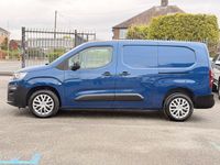 Used Citroën Berlingo 100 HP (73 kW) 2019 Blue MPV