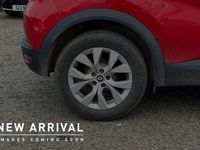 Usado Renault Captur Iconic 91 HP (66 kW) 2022 Vermelho SUV