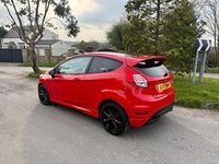 Used Ford Fiesta ST-Line 140 HP (102 kW) 2017 Red Hatchback