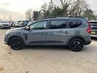 Used Dacia Jogger Extreme 110 HP (80 kW) 2024 Grey MPV