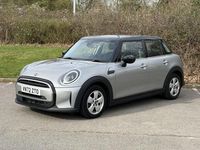 Begagnad Mini Cooper Classic 136 HK (100 kW) 2022 Silver Halvkombi