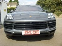 Used Porsche Cayenne 335 HP (246 kW) 2019 Grey SUV