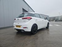 Used Hyundai i20 SE 2016 White Hatchback