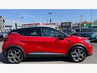 Second-hand Renault Captur Techno 142 CP (104 kW) 2023 Roșu SUV