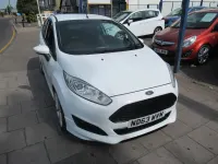 Used Ford Fiesta Zetec 2014 White Hatchback