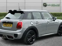 Begagnad Mini Cooper S Hatch 192 HK (141 kW) 2019 Grå Halvkombi