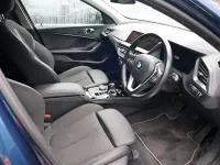 Second-hand BMW 118 Sport Line 2024 Albastru Hatchback