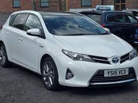 Used Toyota Auris Hybrid 2015 White Hatchback