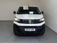 Used Vauxhall Vivaro S 120 HP (88 kW) 2024 White MPV