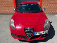 Begagnad Alfa Romeo Giulietta Veloce 105 HK (77 kW) 2013 Röd Halvkombi